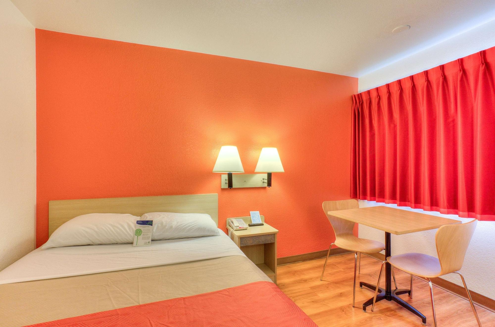 Motel 6-Tigard, Or - Portland South - Lake Oswego Kültér fotó