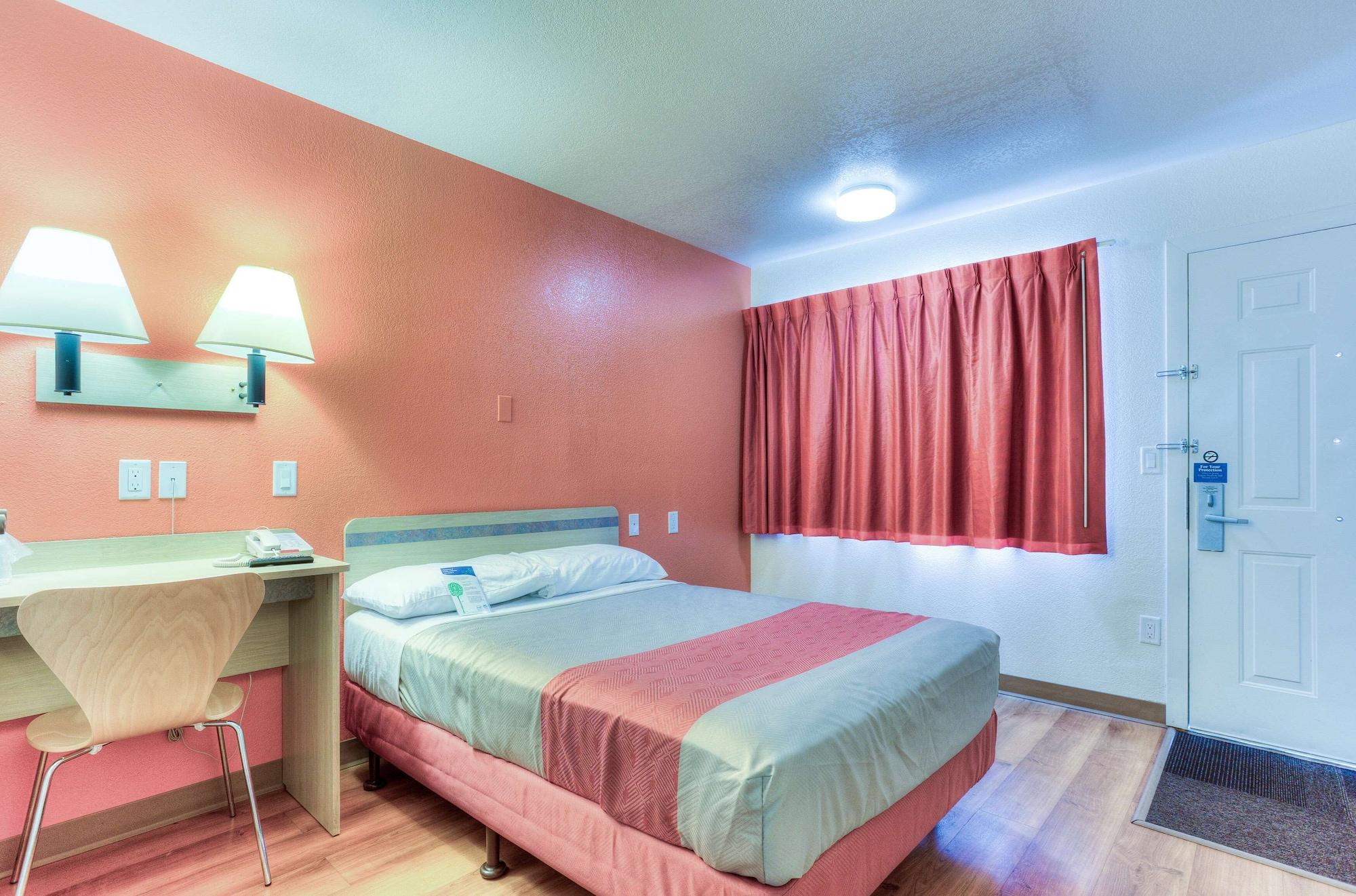Motel 6-Tigard, Or - Portland South - Lake Oswego Kültér fotó