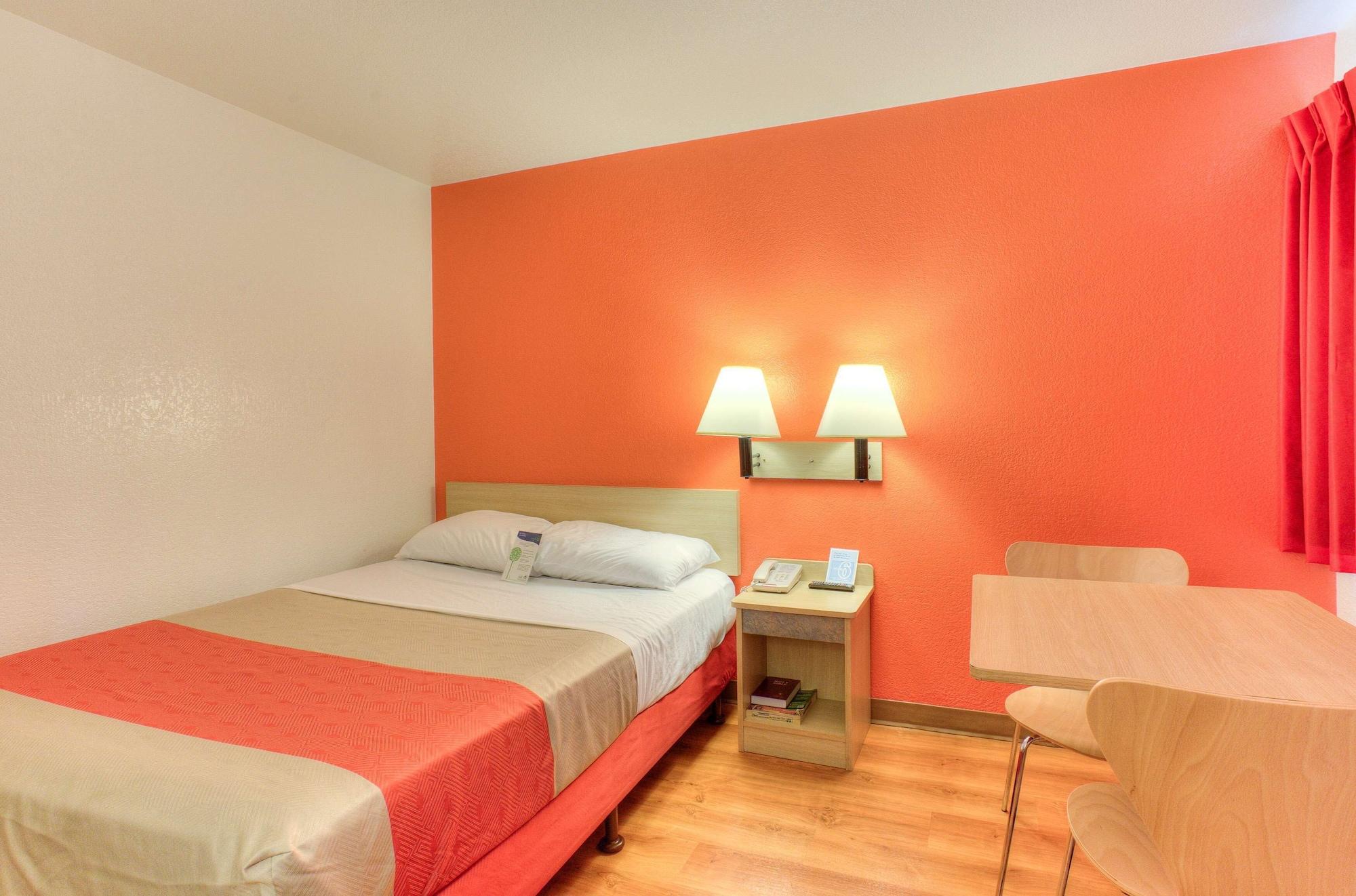 Motel 6-Tigard, Or - Portland South - Lake Oswego Kültér fotó