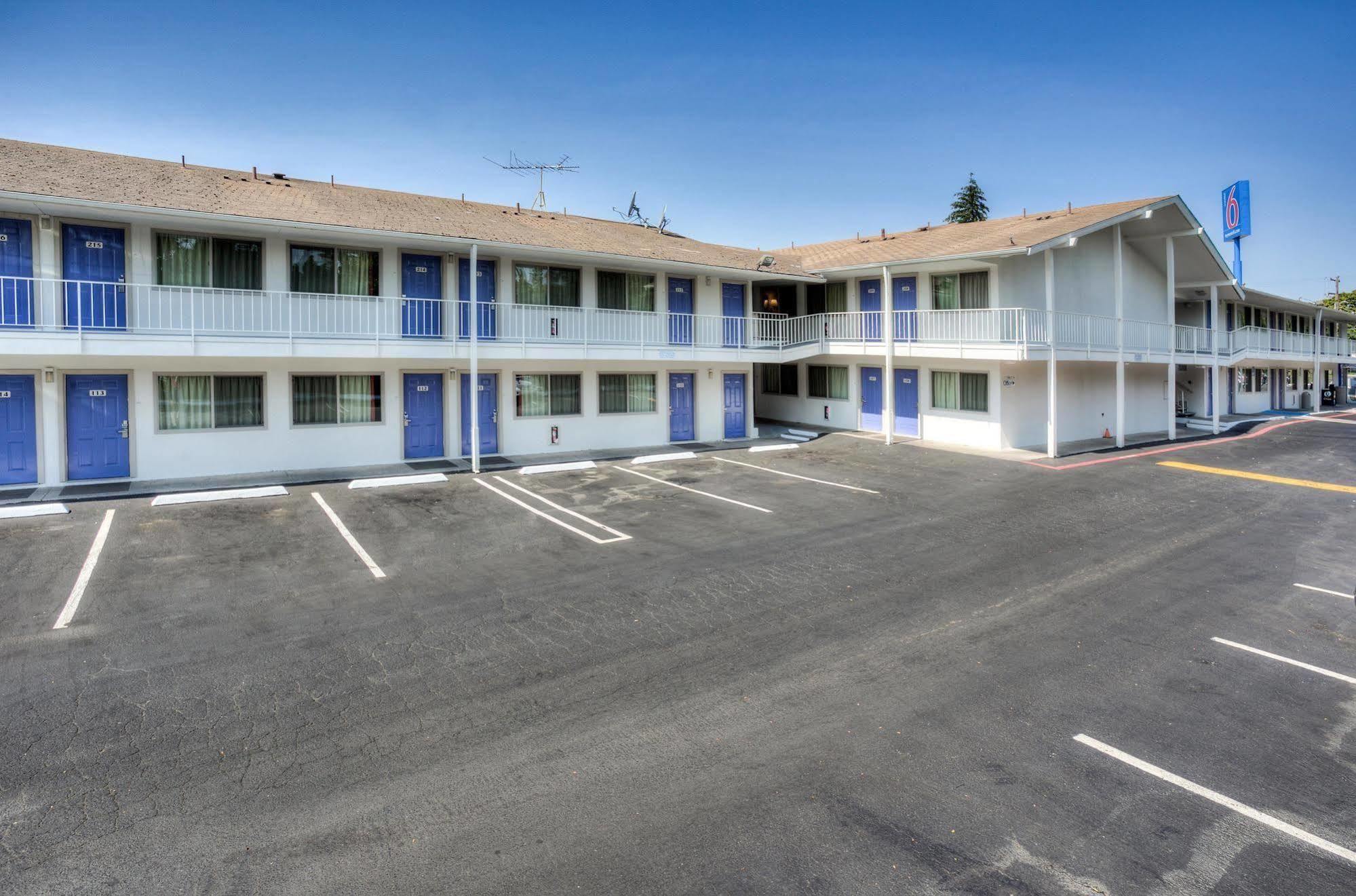 Motel 6-Tigard, Or - Portland South - Lake Oswego Kültér fotó